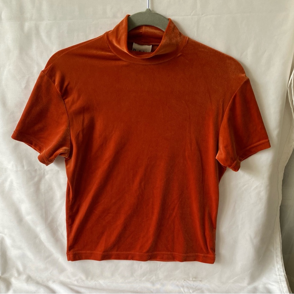 Velvet Short Sleeve Mock Turtleneck Top in Rich Orange